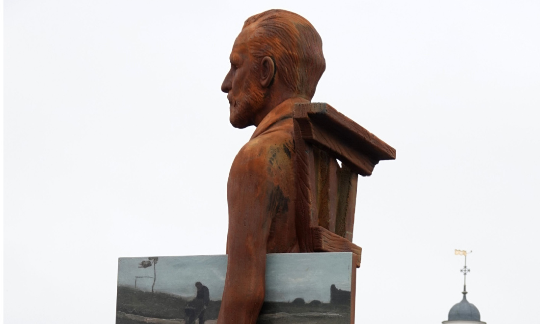 Four metre-high Van Gogh statue stolen from Assen in apparent prank