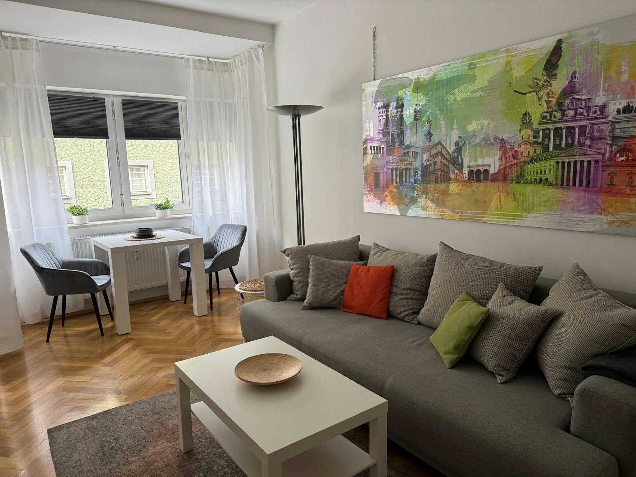 Apartment, Voßstraße, Munich