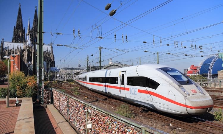 WiFi expansion on Deutsche Bahn trains delayed