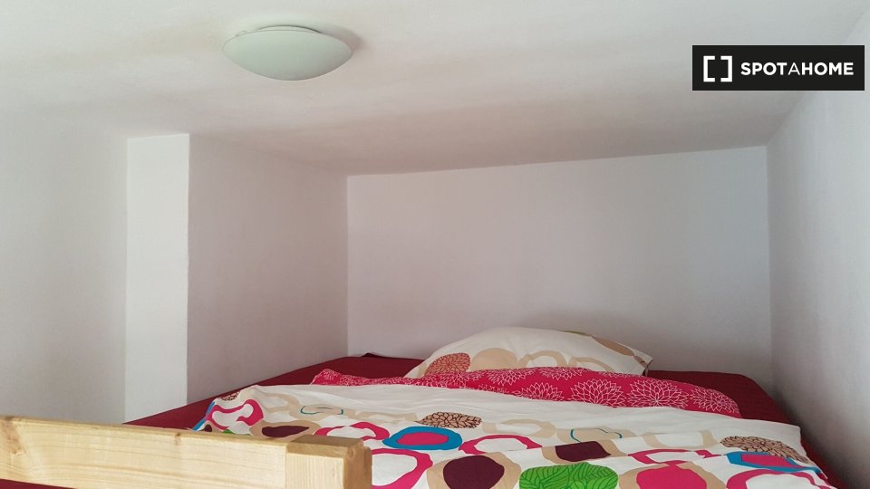 Room, Hauptstraße, Berlin