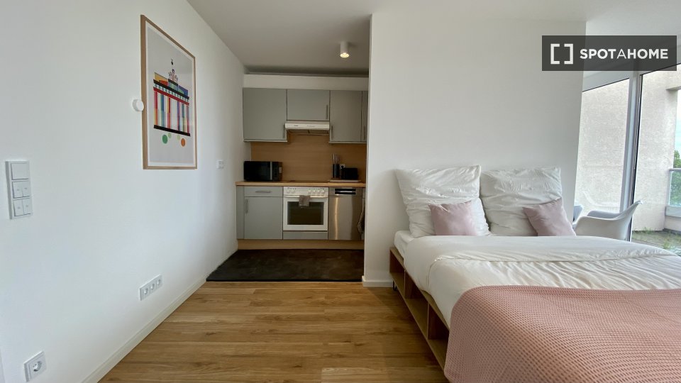 Room, Fischerinsel, Berlin
