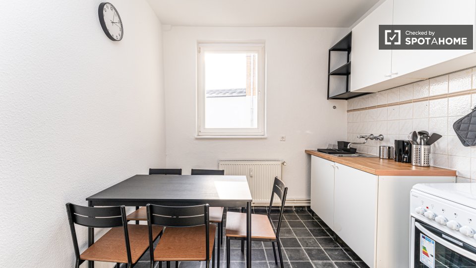 Room, Dörpfeldstraße, Berlin