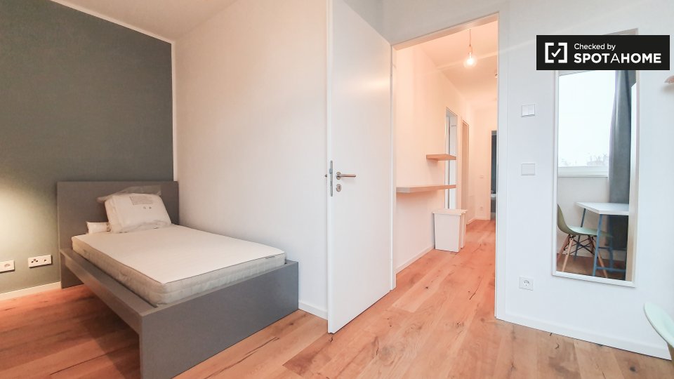 Room, Nazarethkirchstraße, Berlin