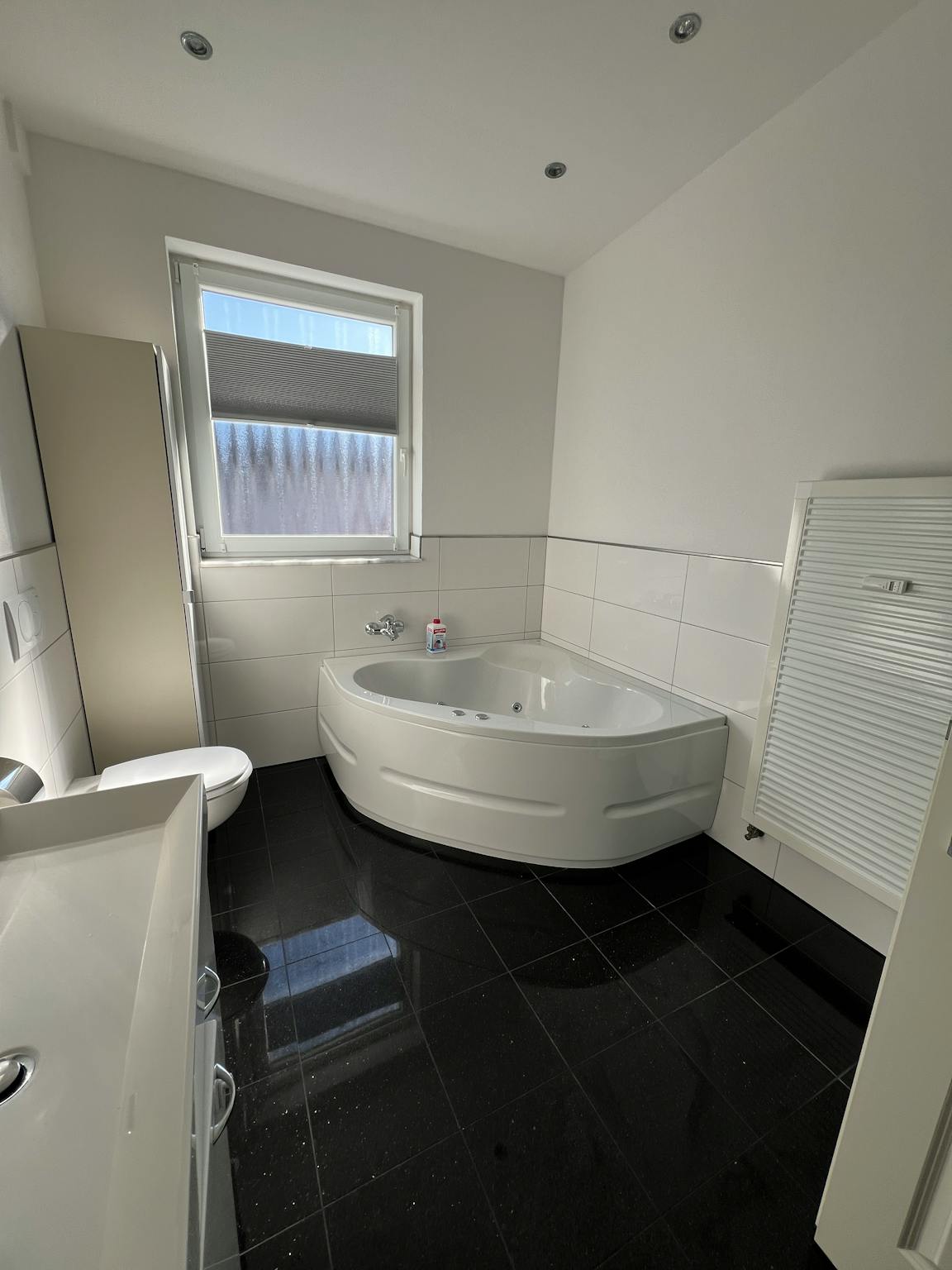 Apartment, Segeberger Weg, Dusseldorf