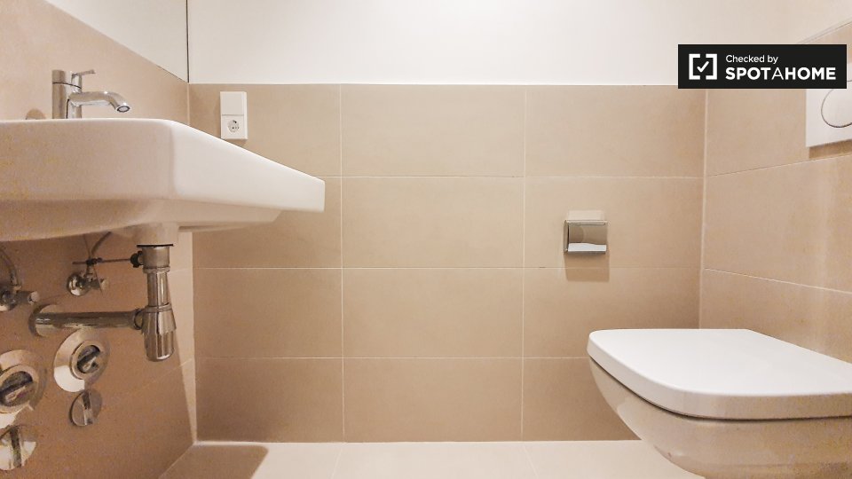 Room, Nazarethkirchstraße, Berlin