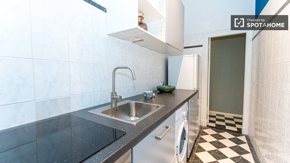 Room, Kantstraße, Berlin