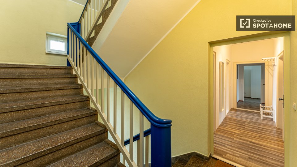 Room, Sterndamm, Berlin