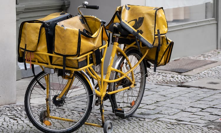 Deutsche Post to step up evening deliveries in run-up to Christmas