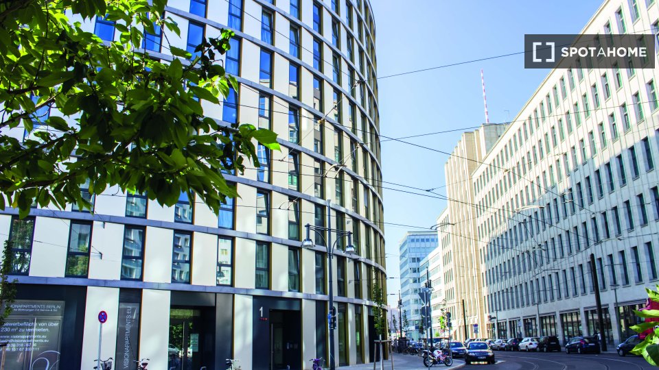 Room, Bernhard-Weiß-Straße-3, Berlin