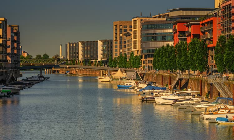 Will COVID-19 spell the end of the German city dweller?