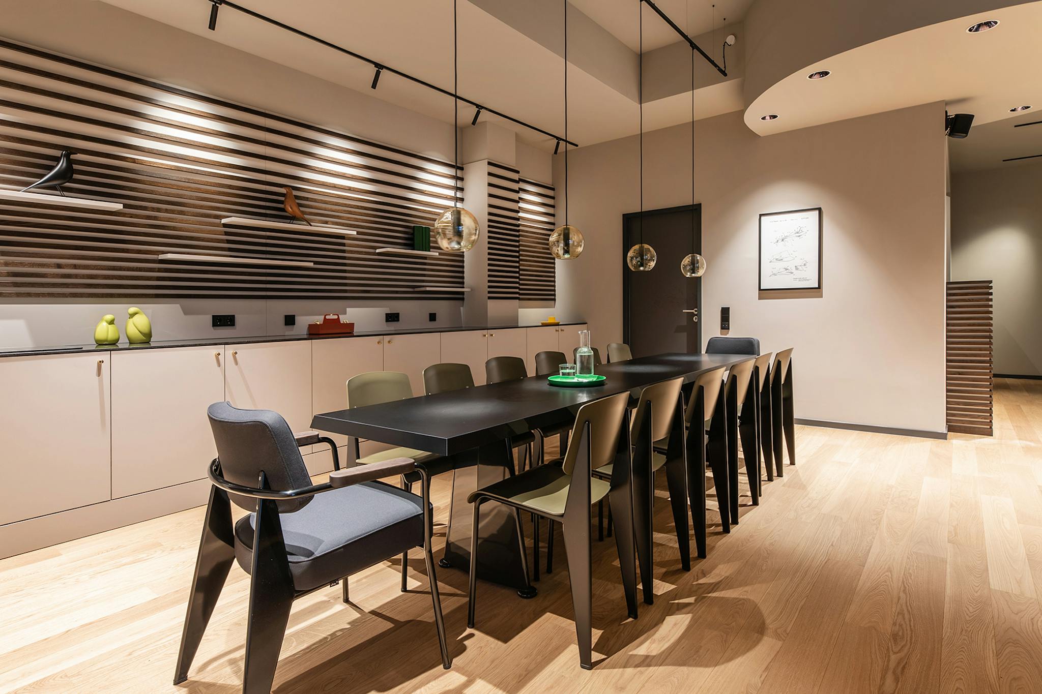 Apartment, Amelia-Mary-Earhart-Straße, Frankfurt