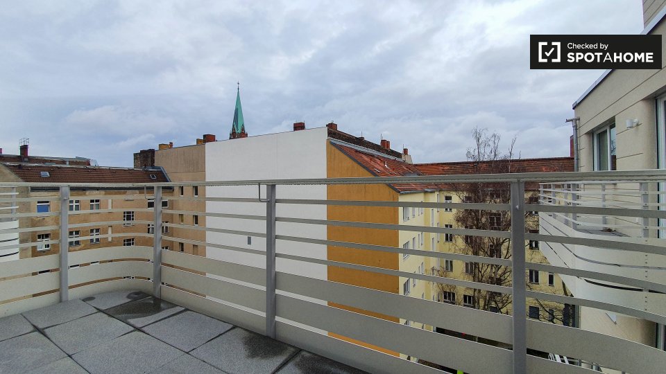Room, Nazarethkirchstraße, Berlin