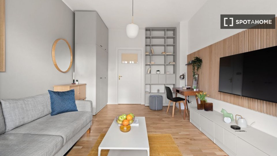 Apartment, Pflügerstraße, Berlin