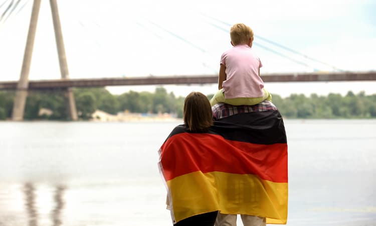 Steep rise in number of people granted German citizenship in 2019
