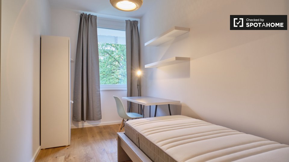 Room, Nazarethkirchstraße, Berlin