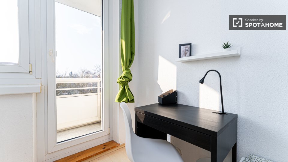 Room, Gluckstraße, Berlin