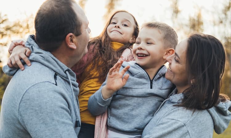 IT’S July: The new platform for families looking for friends