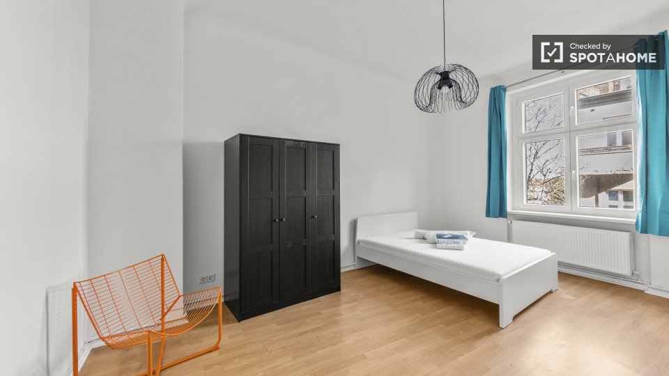 Room, Hermannstraße, Berlin