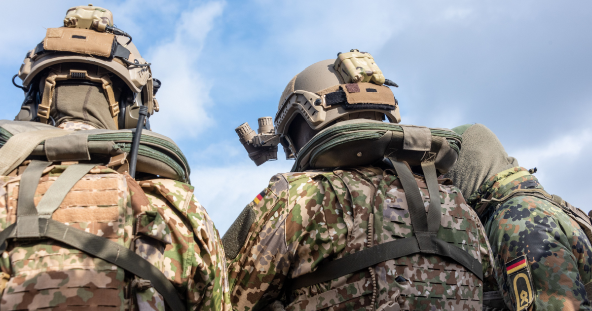 German gov’t to simplify travel permission process in military service law