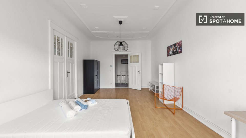 Room, Hermannstraße, Berlin