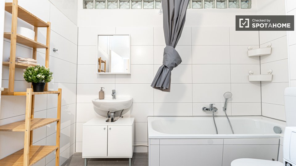 Room, Lutherstraße, Berlin