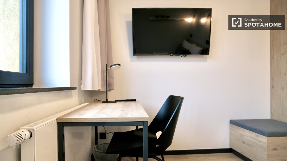 Apartment, Pestalozzistraße-8, Berlin