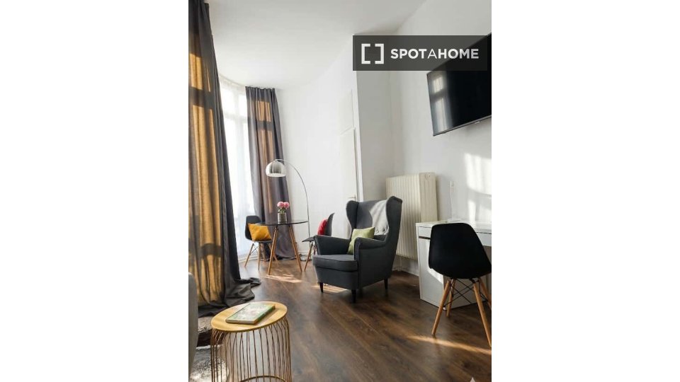 Apartment, Tauroggener Straße, Berlin