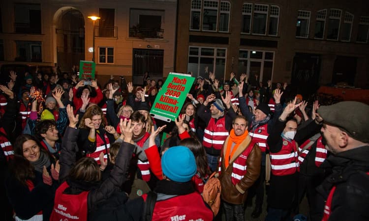 Climate neutral in just 8 years? Berlin petition surpasses signature goal
