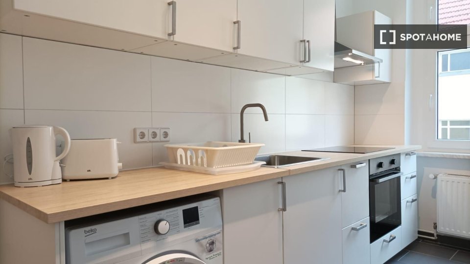 Apartment, Sonnenallee, Berlin