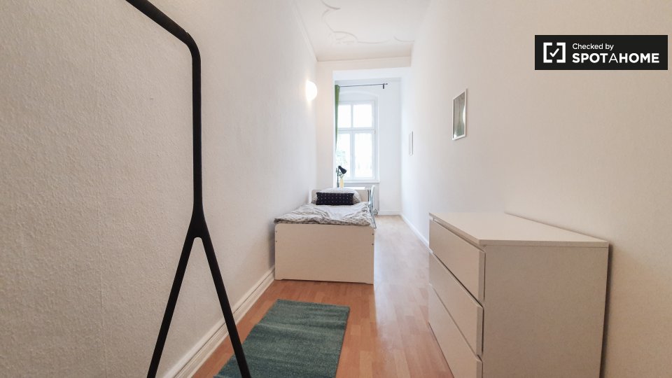 Room, Detmolder Str., Berlin