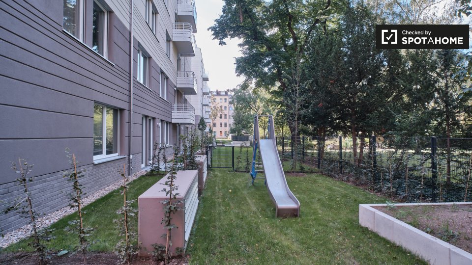 Room, Nazarethkirchstraße, Berlin
