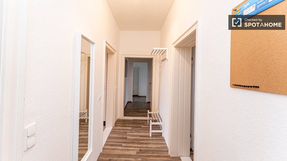 Room, Sterndamm, Berlin