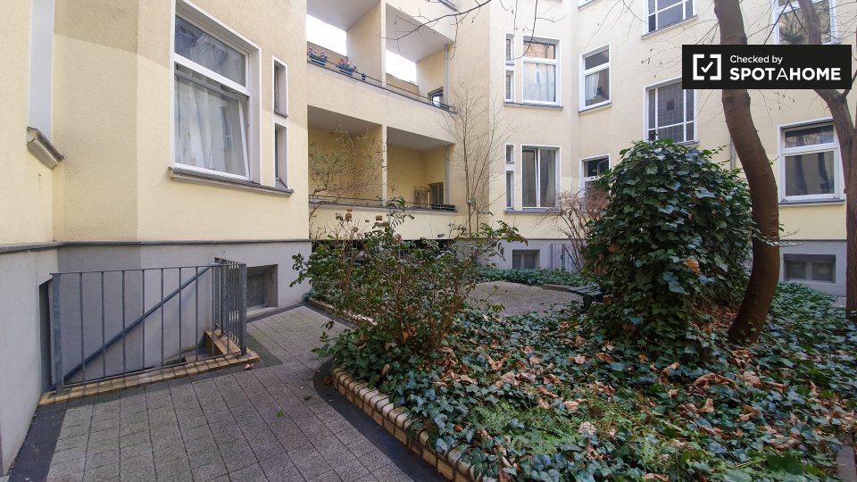 Apartment, Bastianstraße, Berlin