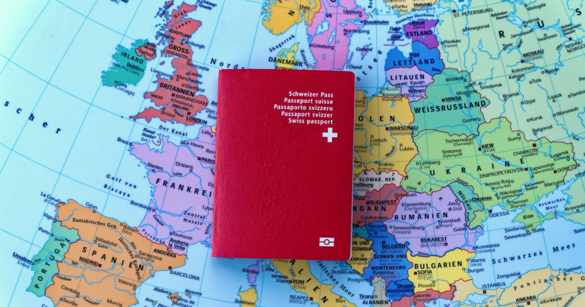 Which internationals got a Swiss passport in 2025?