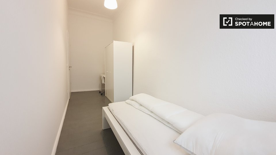 Room, Kottbusser Damm-30, Berlin