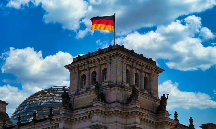German government plans to tighten gun controls even further