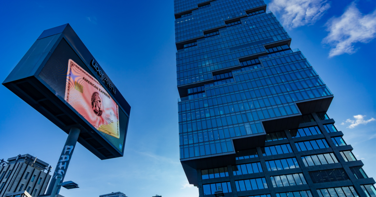 Campaigns begin for referendums to make Berlin car and ad free