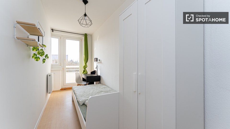 Room, Gluckstraße, Berlin