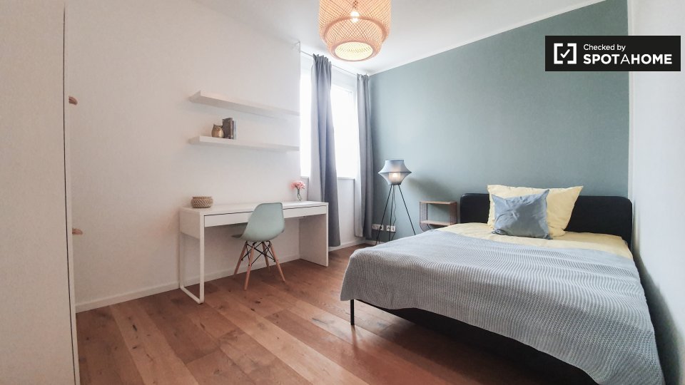 Room, Nazarethkirchstraße, Berlin