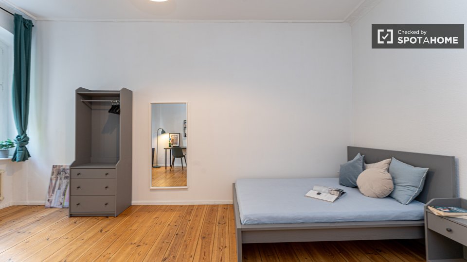 Room, Kottbusser Damm, Berlin