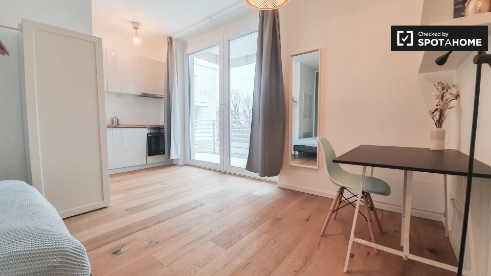 Room, Nazarethkirchstraße, Berlin