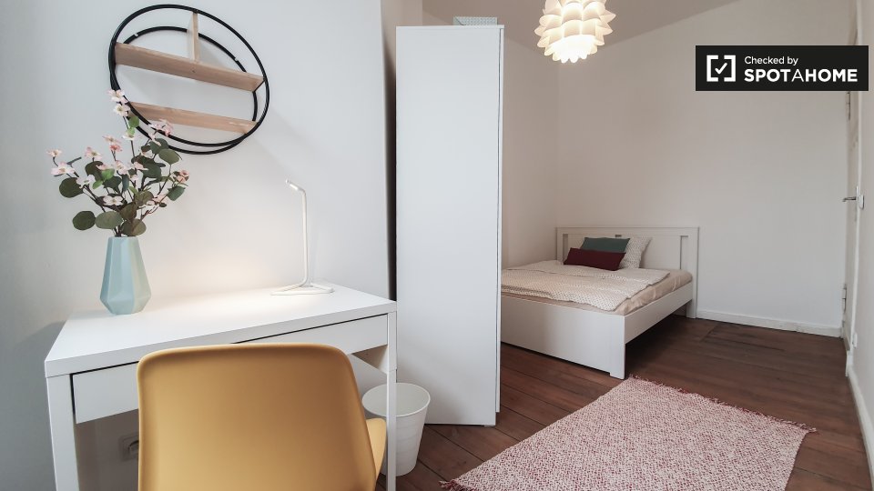 Room, Weimarische Str., Berlin