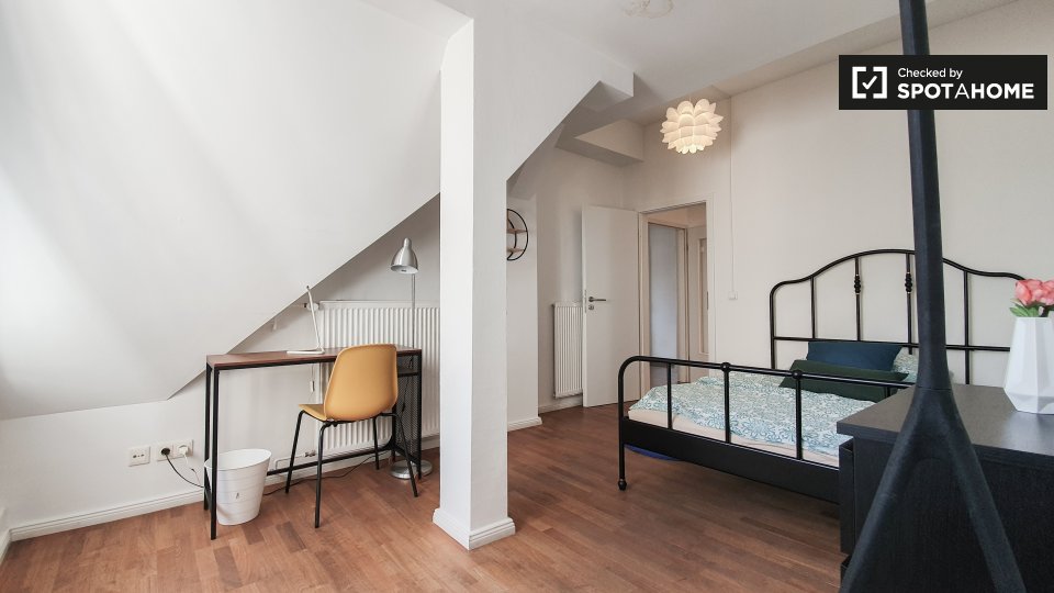 Room, Martin-Luther-Str., Berlin