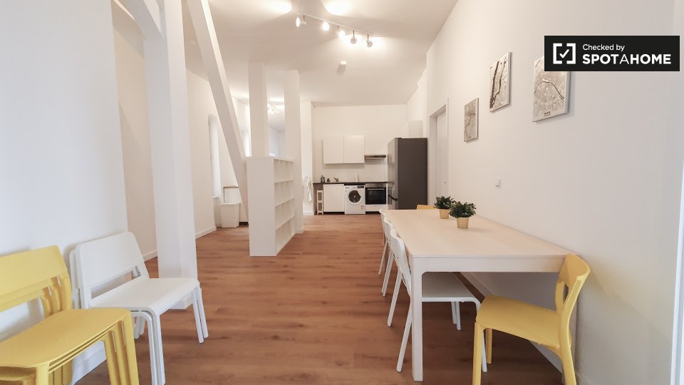 Room, Brückenstraße, Berlin