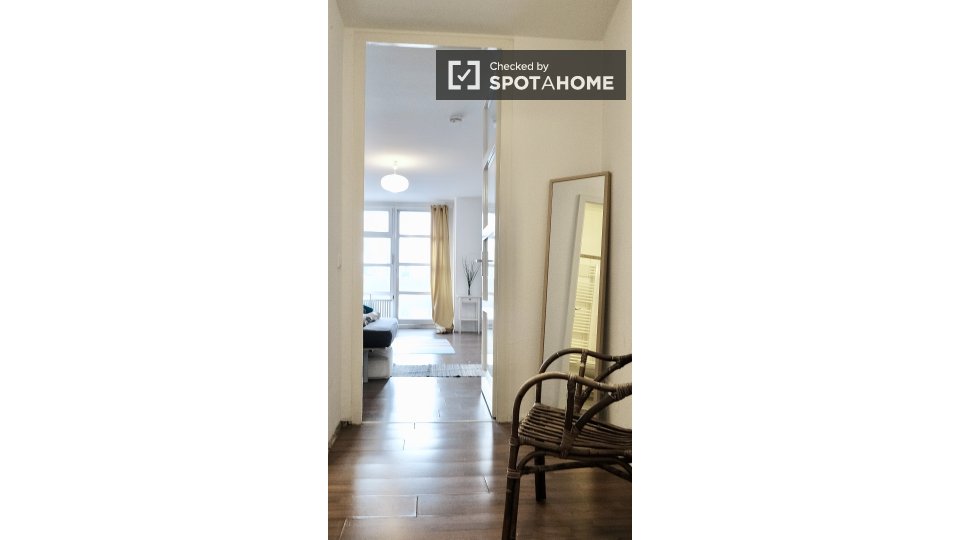 Apartment, Tattoo-Piercing Studio, Berlin
