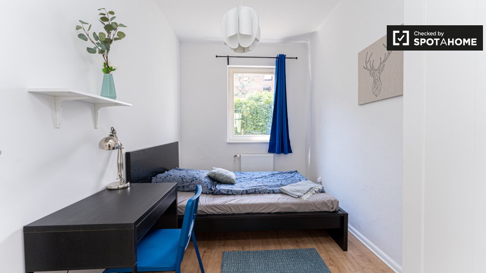 Room, Zinsgutstraße, Berlin