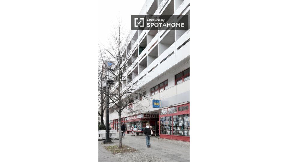 Apartment, Tattoo-Piercing Studio, Berlin