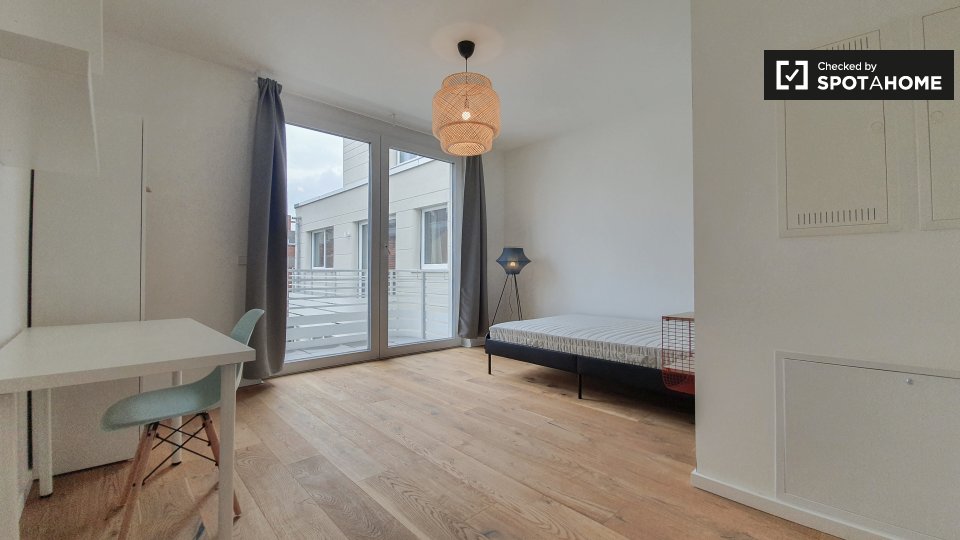 Room, Nazarethkirchstraße, Berlin