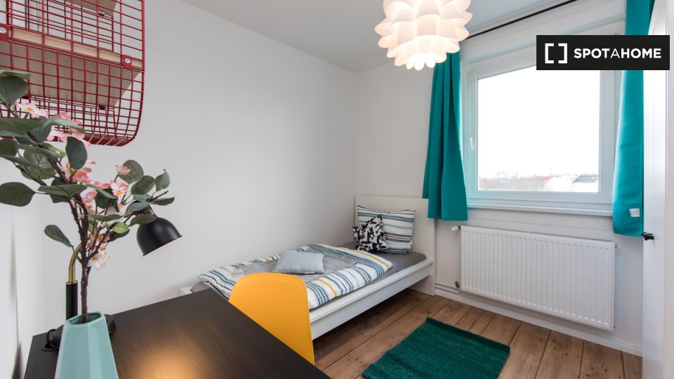 Room, Johanna-Tesch-Straße, Berlin