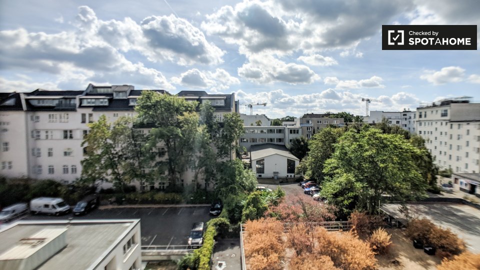 Room, Bismarckstraße, Berlin